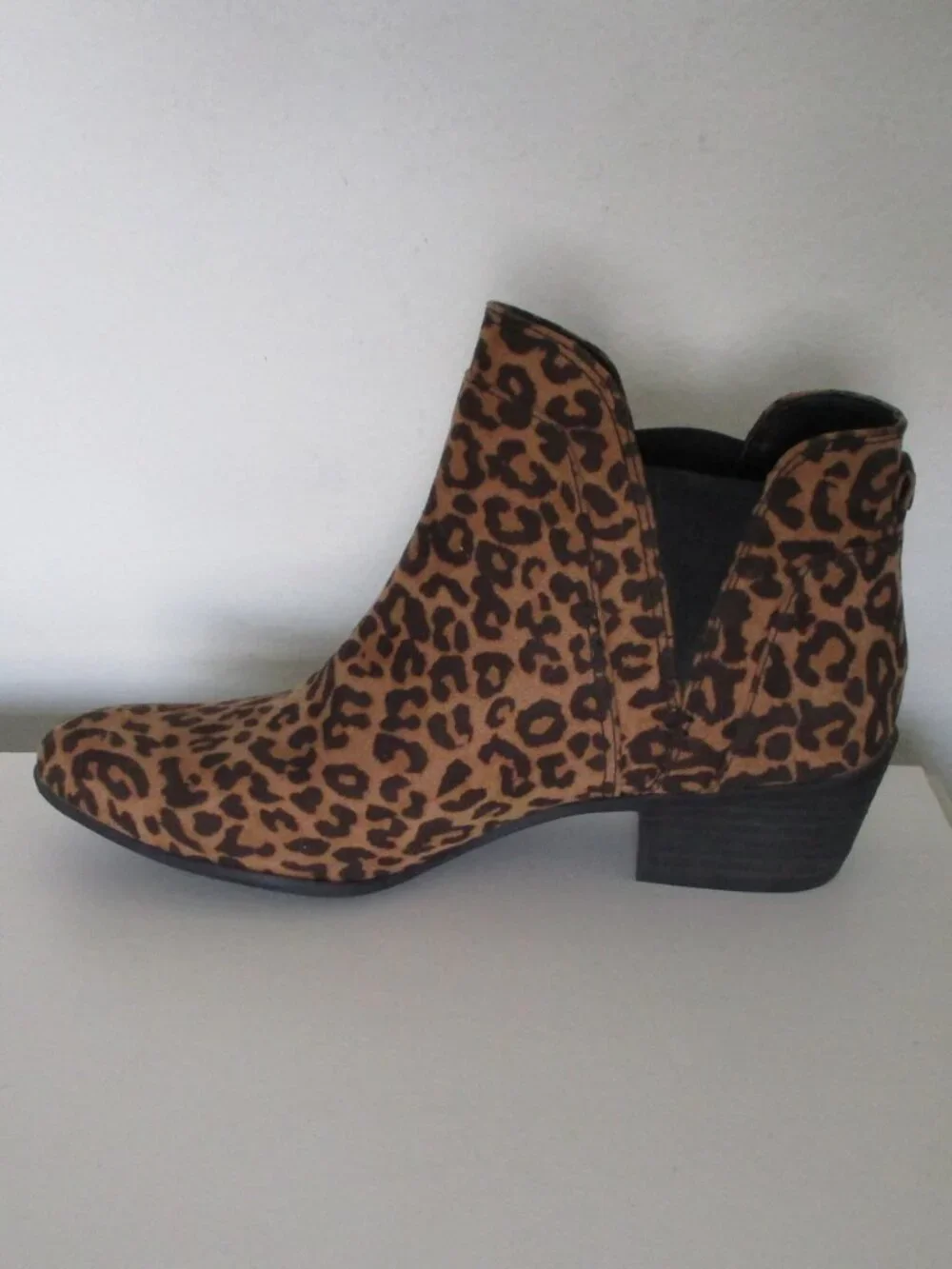 Circus by Sam Edelman Womens Leopard Print Ankle Bootie Shoe NWOB - Size 5.5M